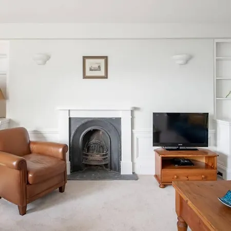 Rooftop Retreat - 2 Double Beds W/ Stunning Views Bath Exterior photo